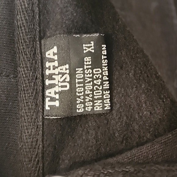 Womens size XL hoodie with skull on it by talha - Picture 3 of 5